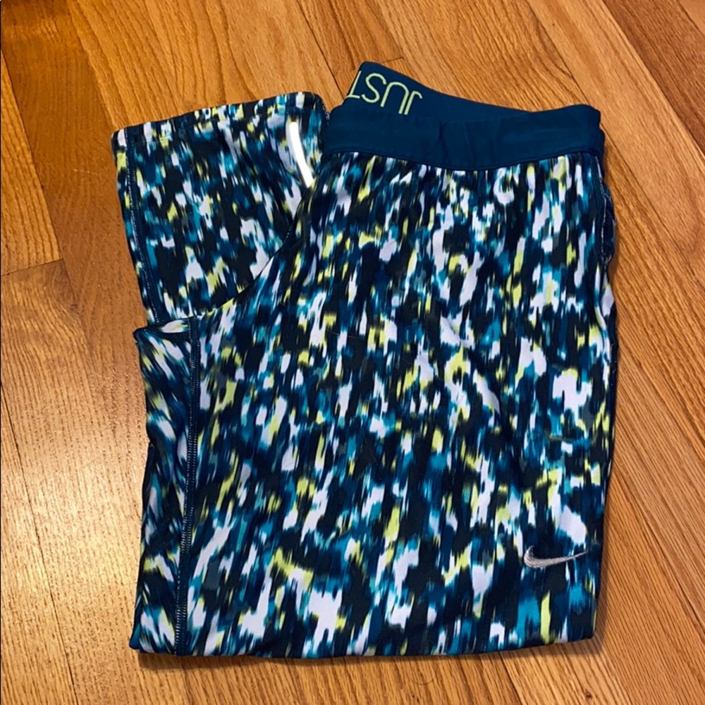 Nike dri fit leggings